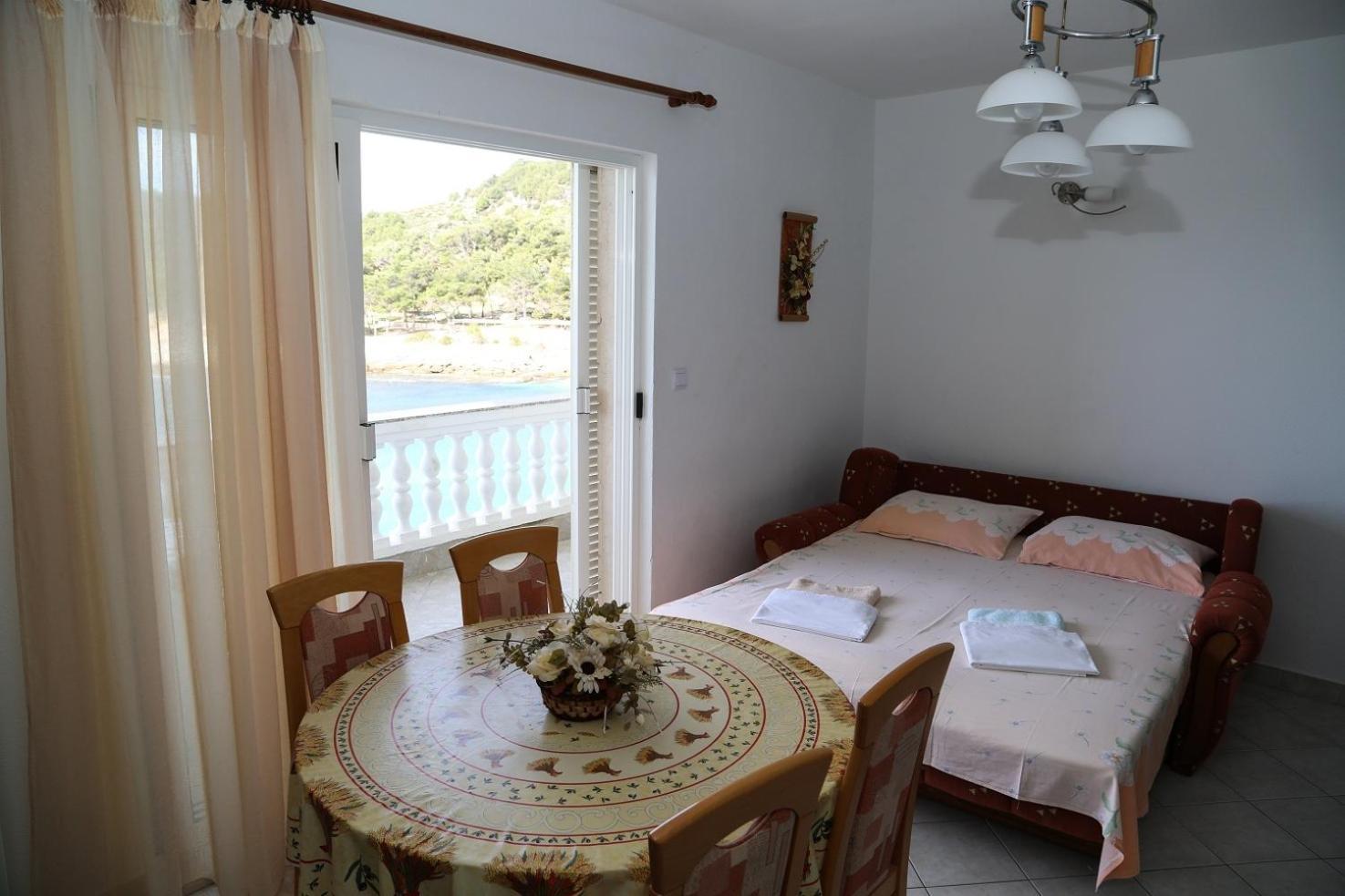 Apartments By The Sea Milna, Hvar - 12244 Rom bilde